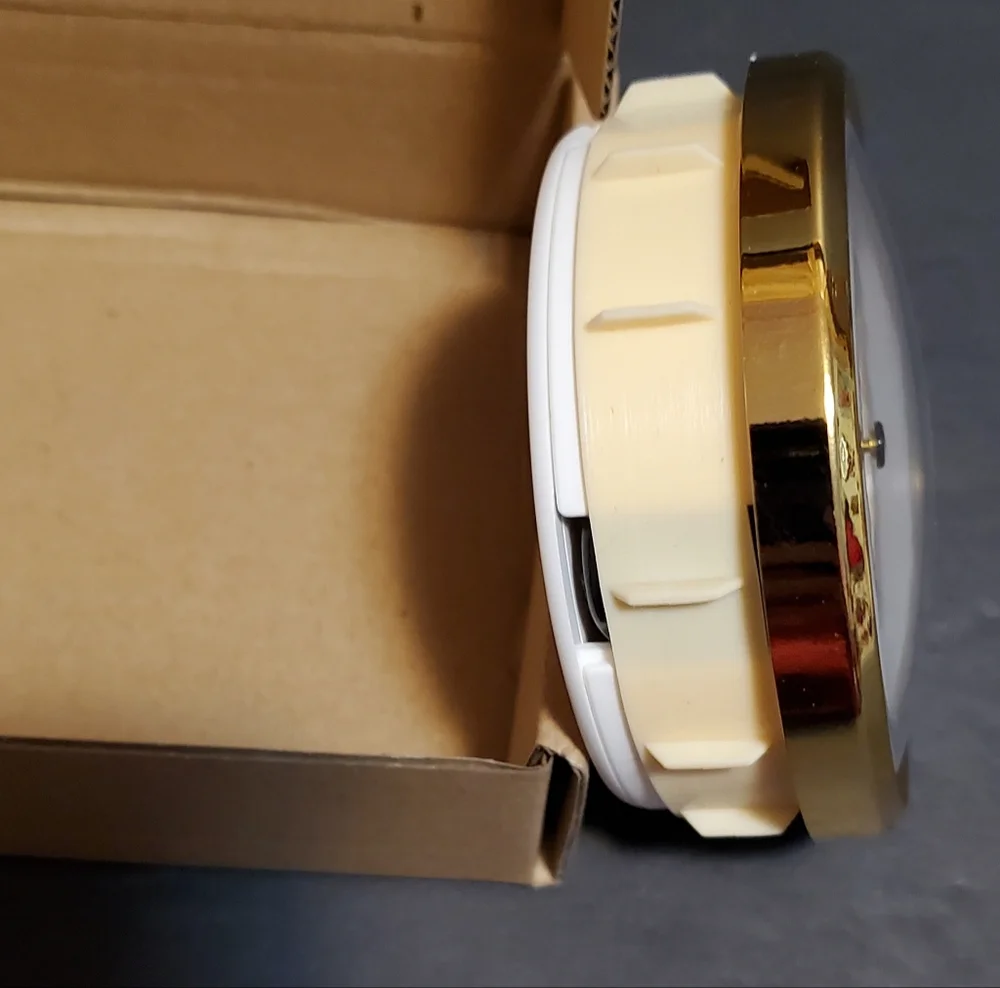 Clock replacement - Picture 5 of 8